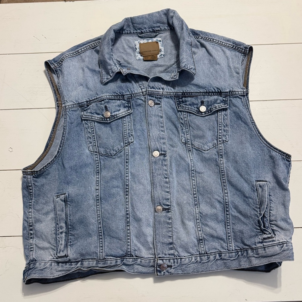 American Eagle Jean Vest